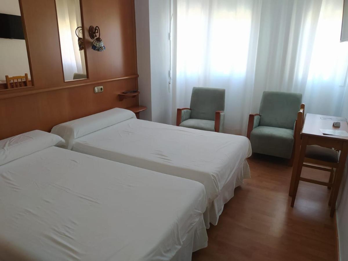 Hotel Aro'S Casas-Ibáñez Esterno foto