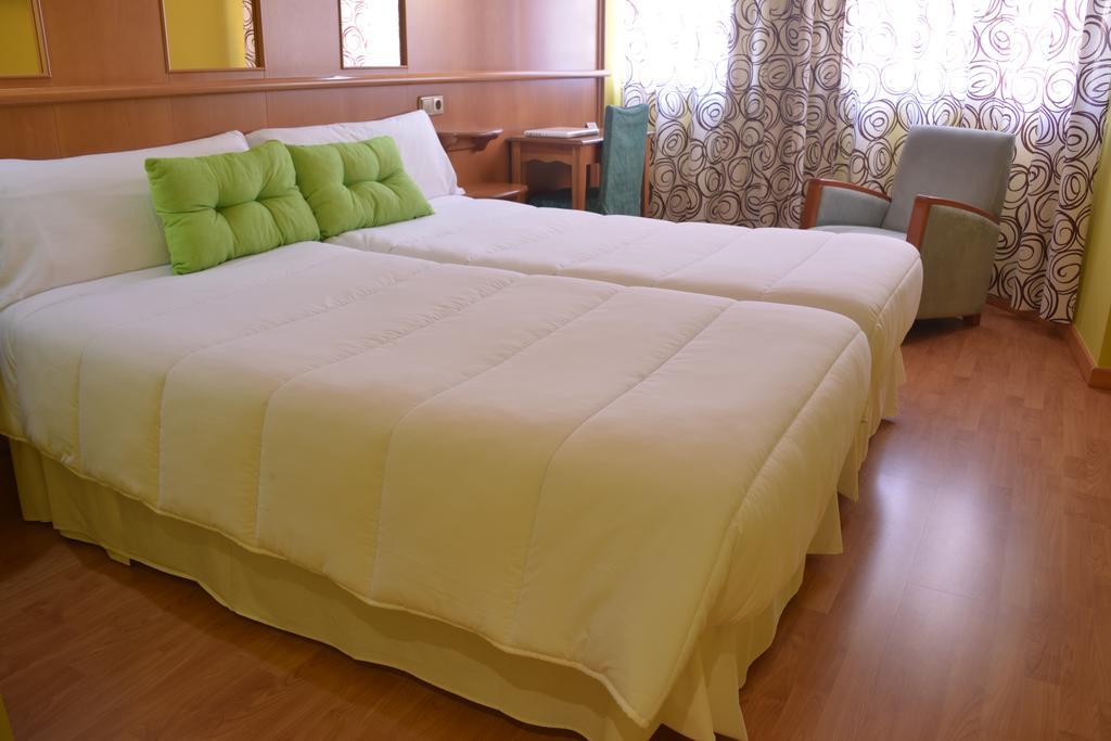 Hotel Aro'S Casas-Ibáñez Esterno foto